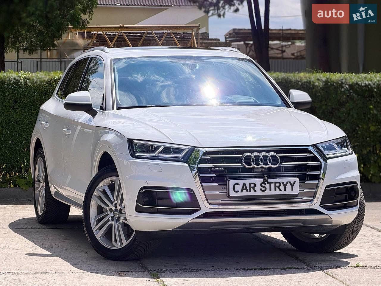 Audi Q5 2018 VIN WA1CNAFY1J2215887 фото оголошення 11 з 78