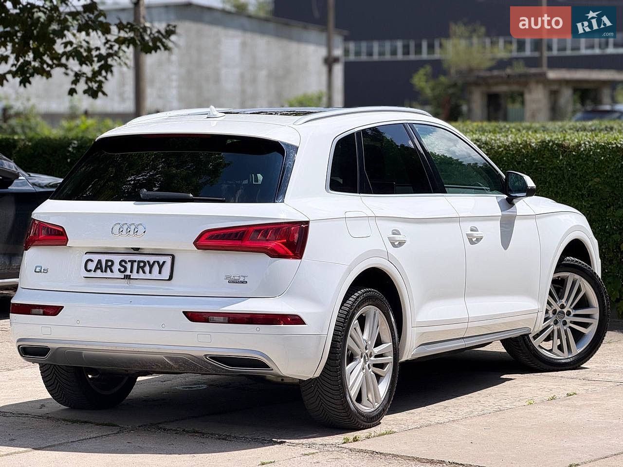 Audi Q5 2018 VIN WA1CNAFY1J2215887 фото оголошення 21 з 78