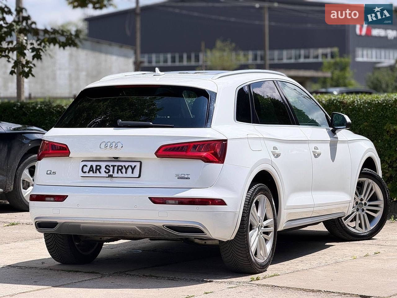 Audi Q5 2018 VIN WA1CNAFY1J2215887 фото оголошення 22 з 78
