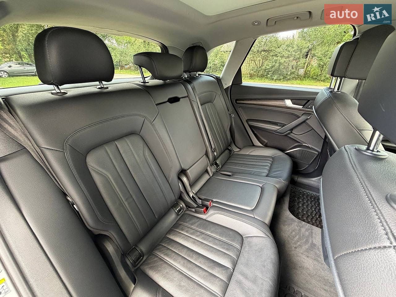 Audi Q5 2018 VIN WA1CNAFY1J2215887 фото оголошення 55 з 78
