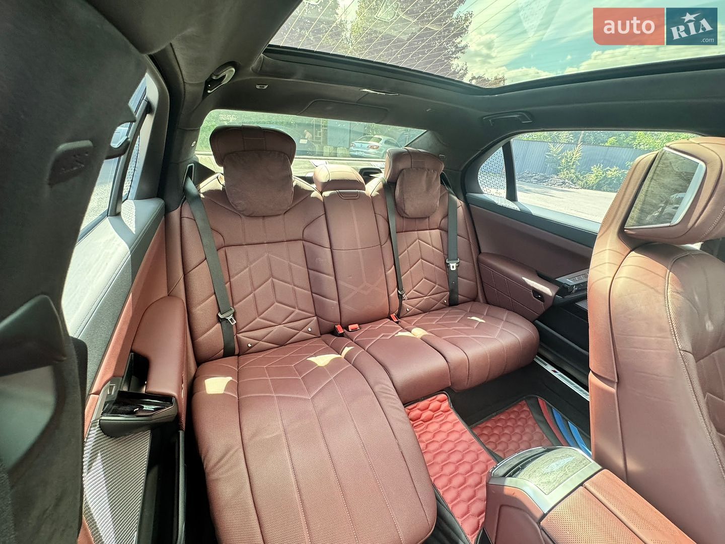 BMW 7 Series 2024 VIN WBA21EJ070CT40193 фото оголошення 41 з 51