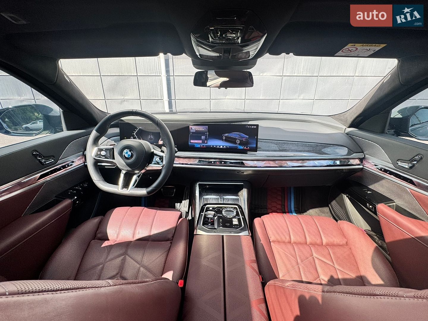 BMW 7 Series 2024 VIN WBA21EJ070CT40193 фото оголошення 43 з 51
