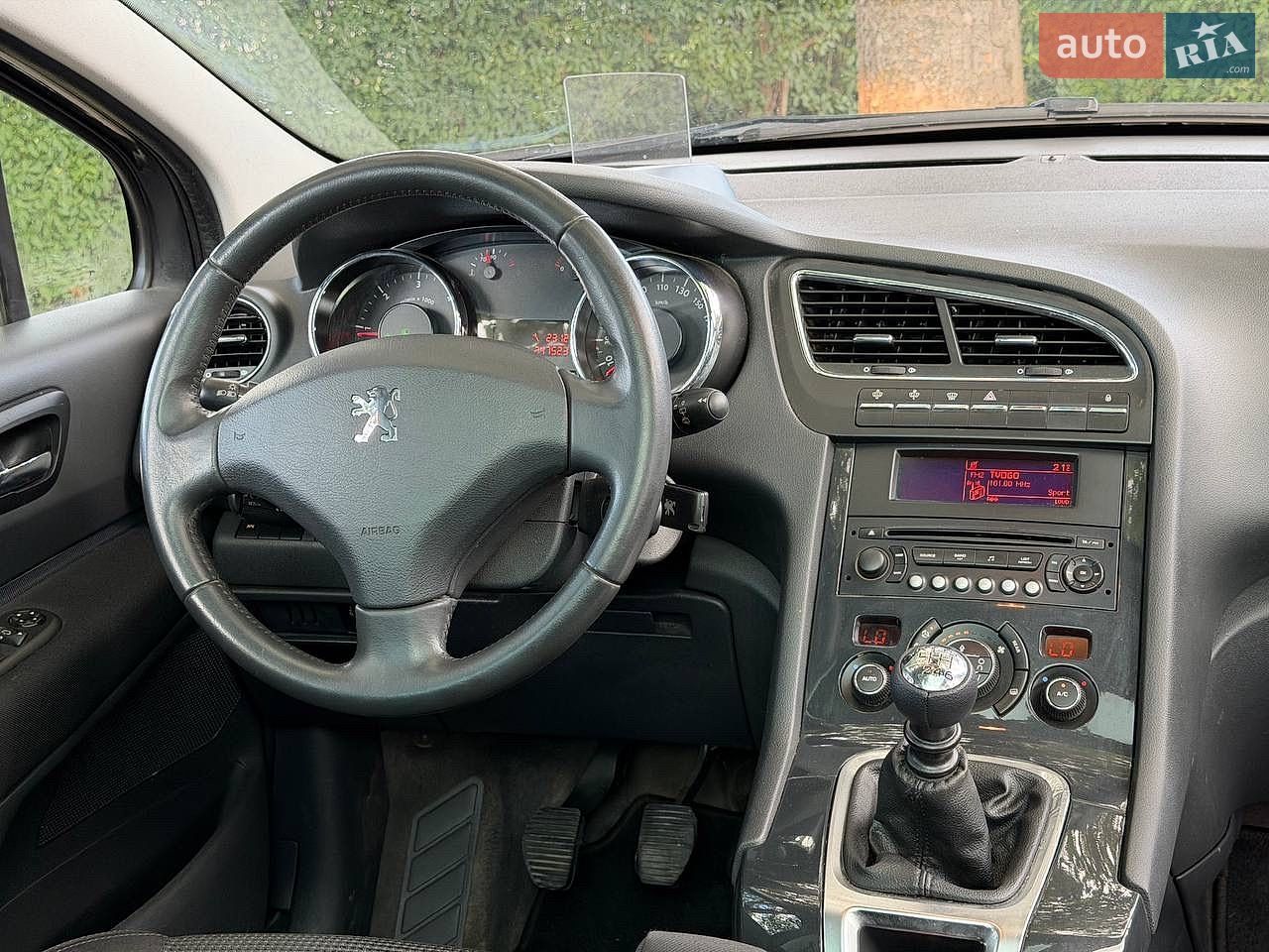 Peugeot 5008 2011 VIN VF30ARHE8BS110533 фото оголошення 37 з 57