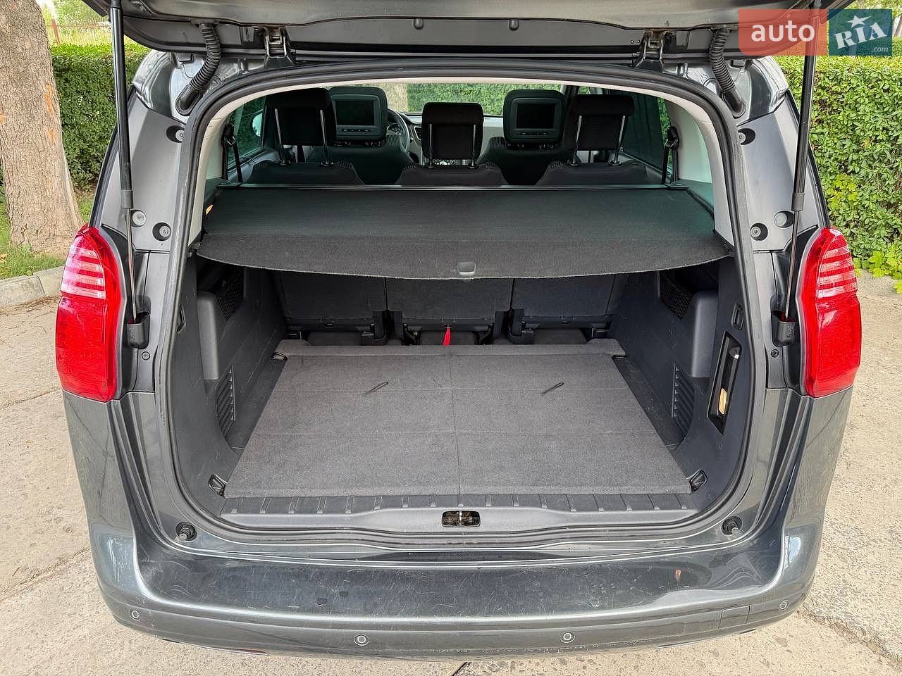 Peugeot 5008 2011 VIN VF30ARHE8BS110533 фото оголошення 42 з 57