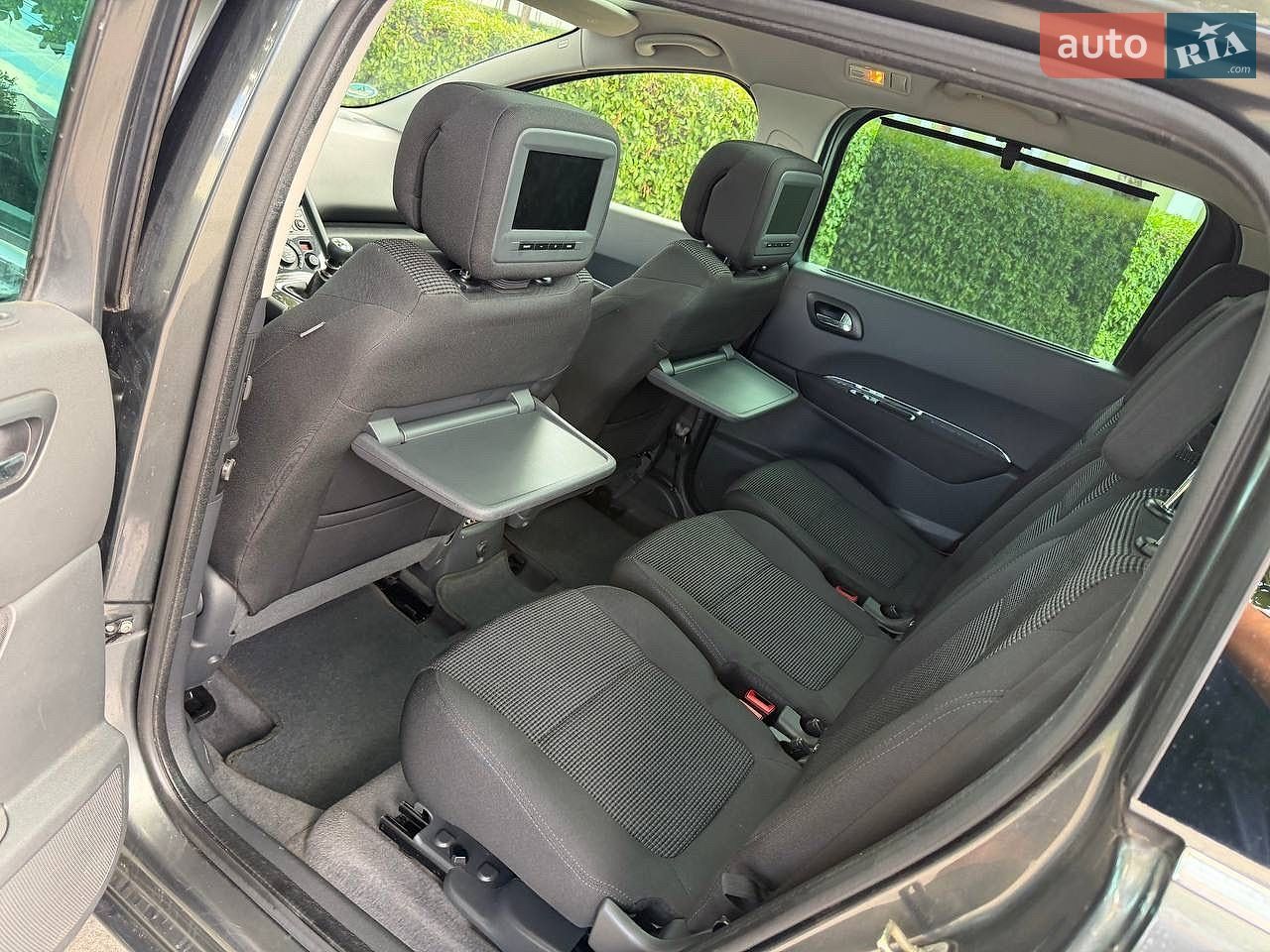 Peugeot 5008 2011 VIN VF30ARHE8BS110533 фото оголошення 45 з 57