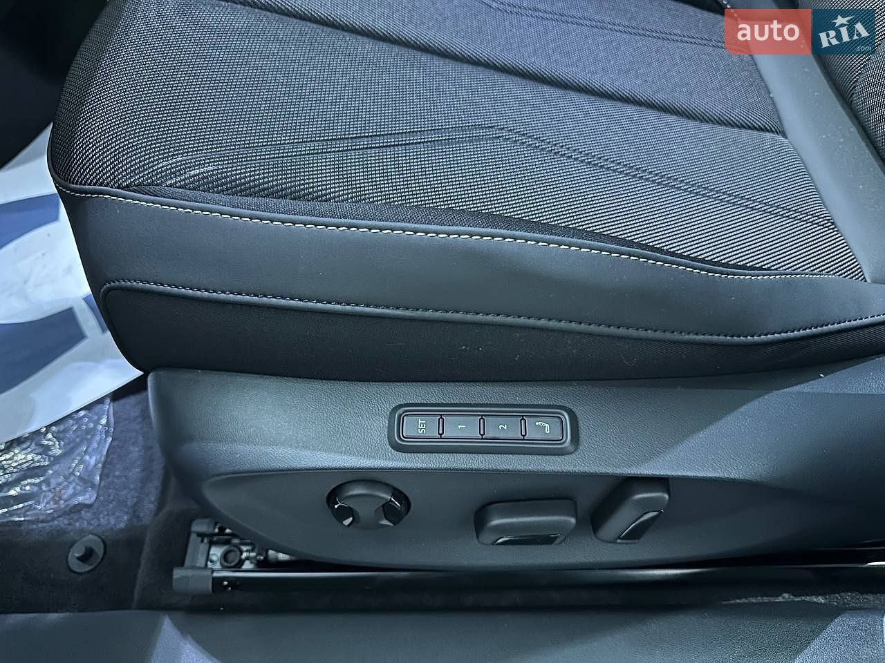 Volkswagen ID. UNYX 2024 VIN HVWJA1ER9R1205990 фото оголошення 10 з 21