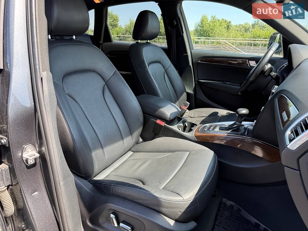 Audi Q5 2015 VIN WA1CVAFP6GA055351 фото оголошення 24 з 26