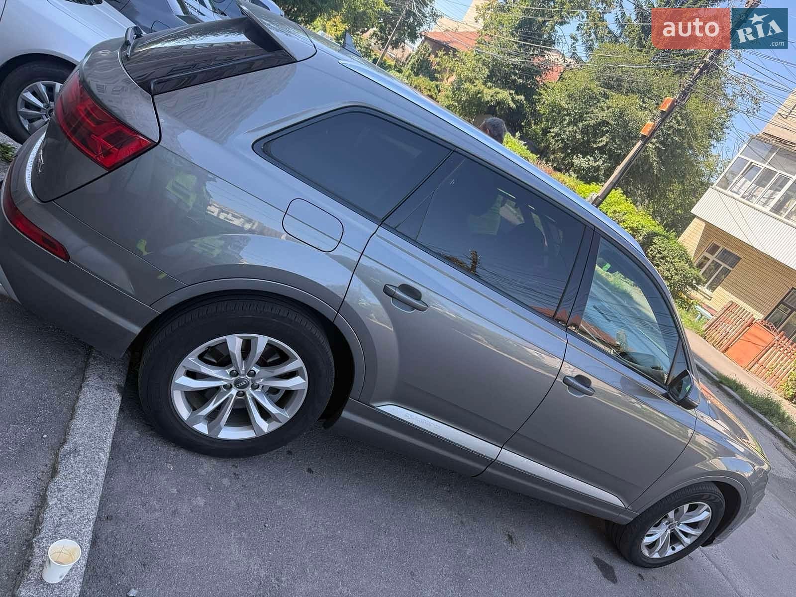 Audi Q7 2016 VIN WA1LAAF77HD029238 фото оголошення 2 з 7