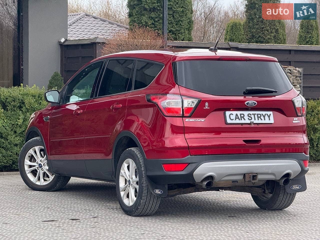 Ford Escape 2016 VIN 1FMCU9G93HUA21046 фото оголошення 4 з 63