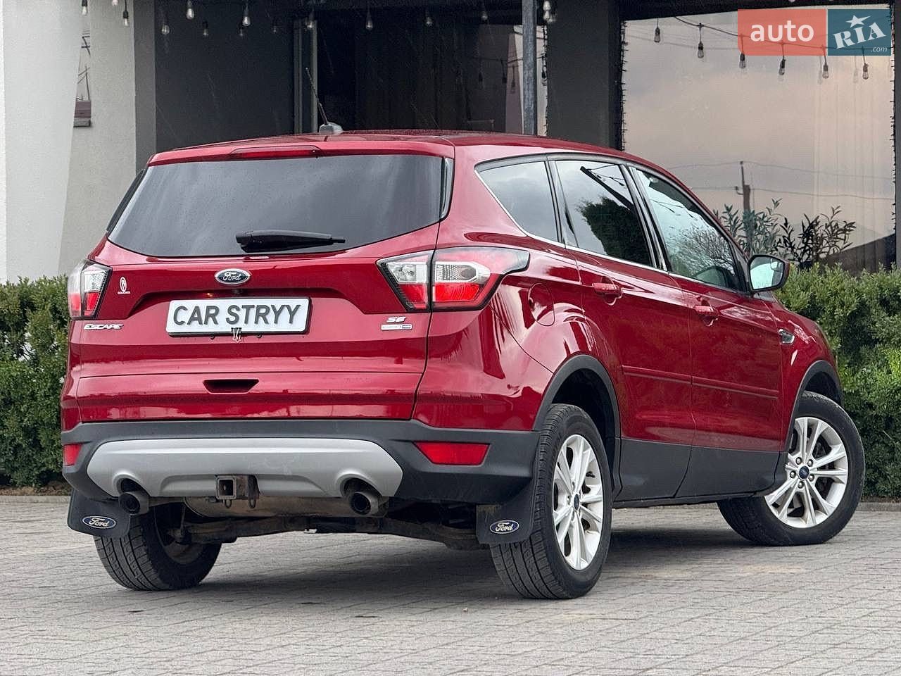 Ford Escape 2016 VIN 1FMCU9G93HUA21046 фото оголошення 13 з 63