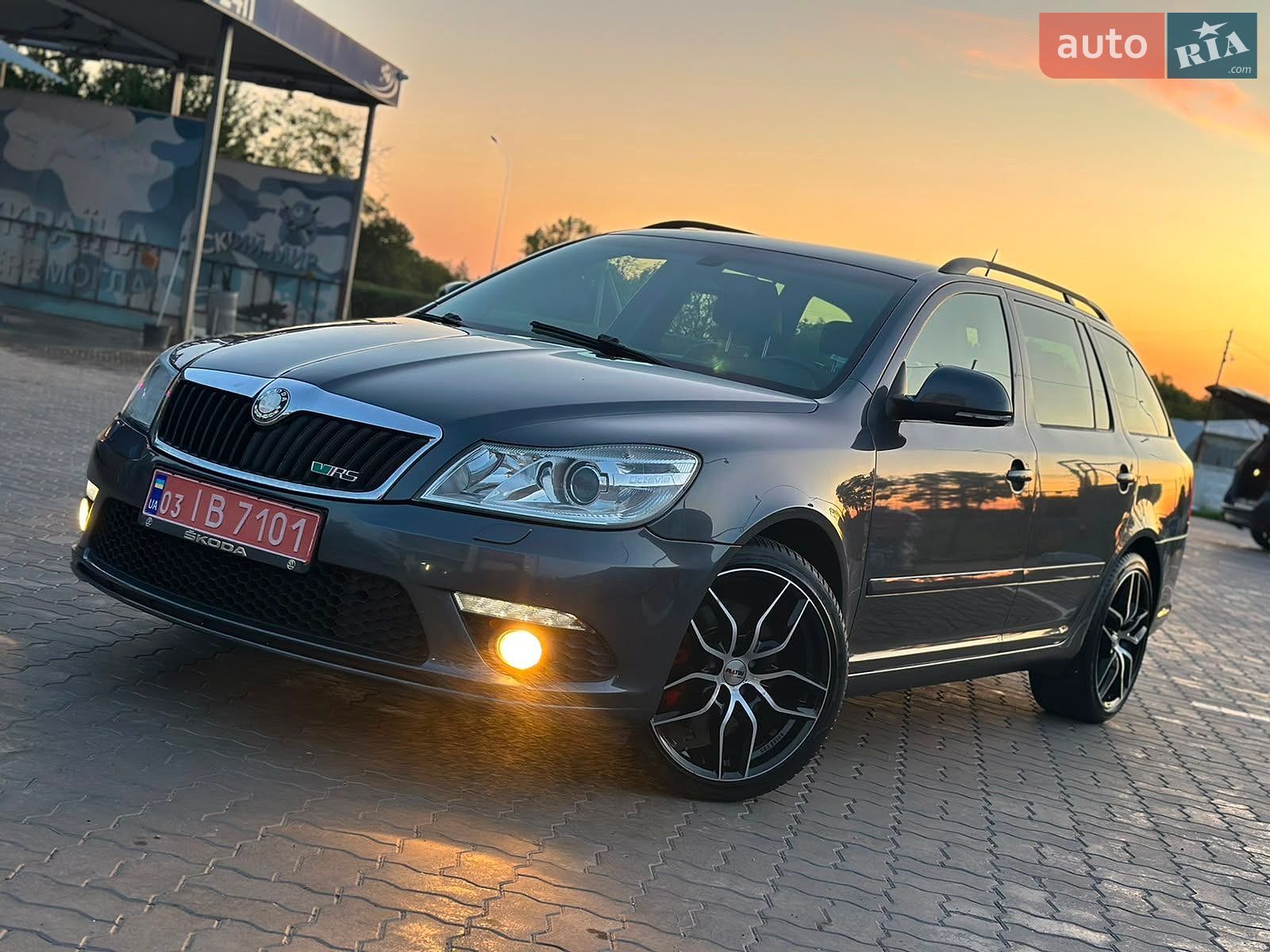 Skoda Octavia 2012 VIN TMBUH61Z5C2010946 фото оголошення 3 з 72