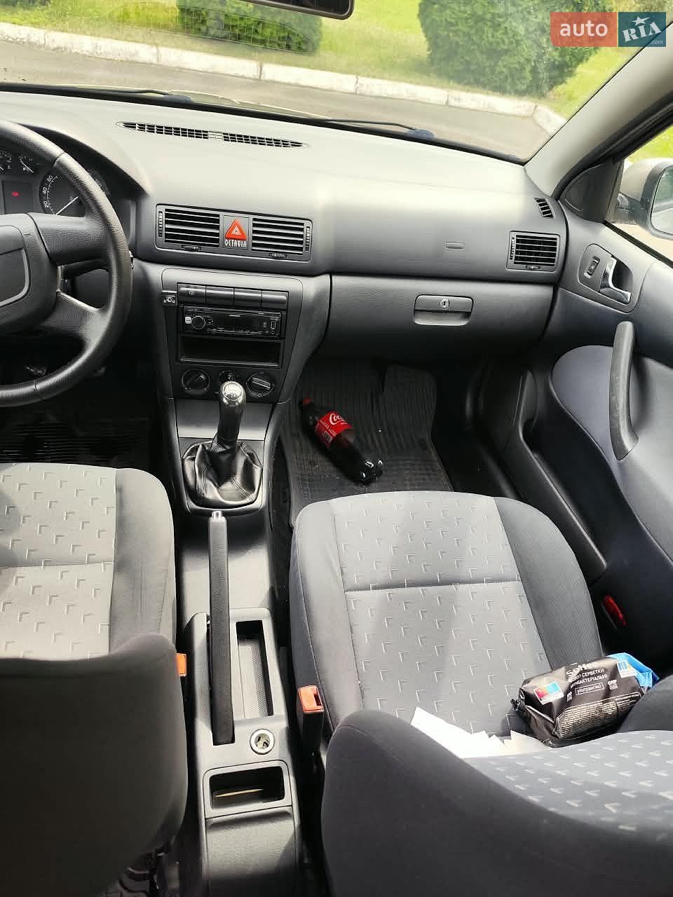 Skoda Octavia 2010 VIN TMBDX41U0A8862384 фото оголошення 7 з 11