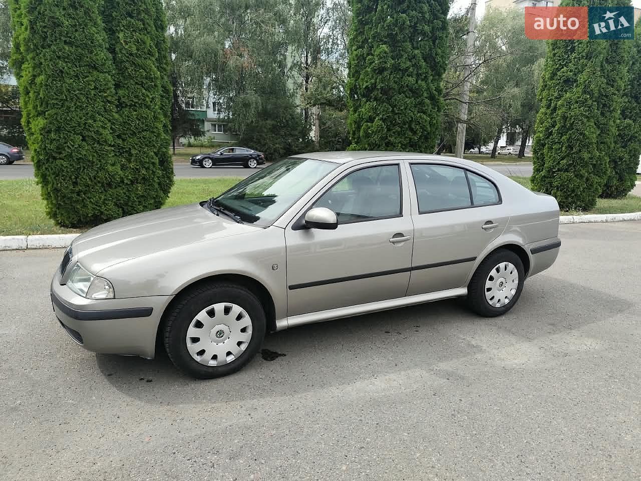 Skoda Octavia 2010 VIN TMBDX41U0A8862384 фото оголошення 3 з 11