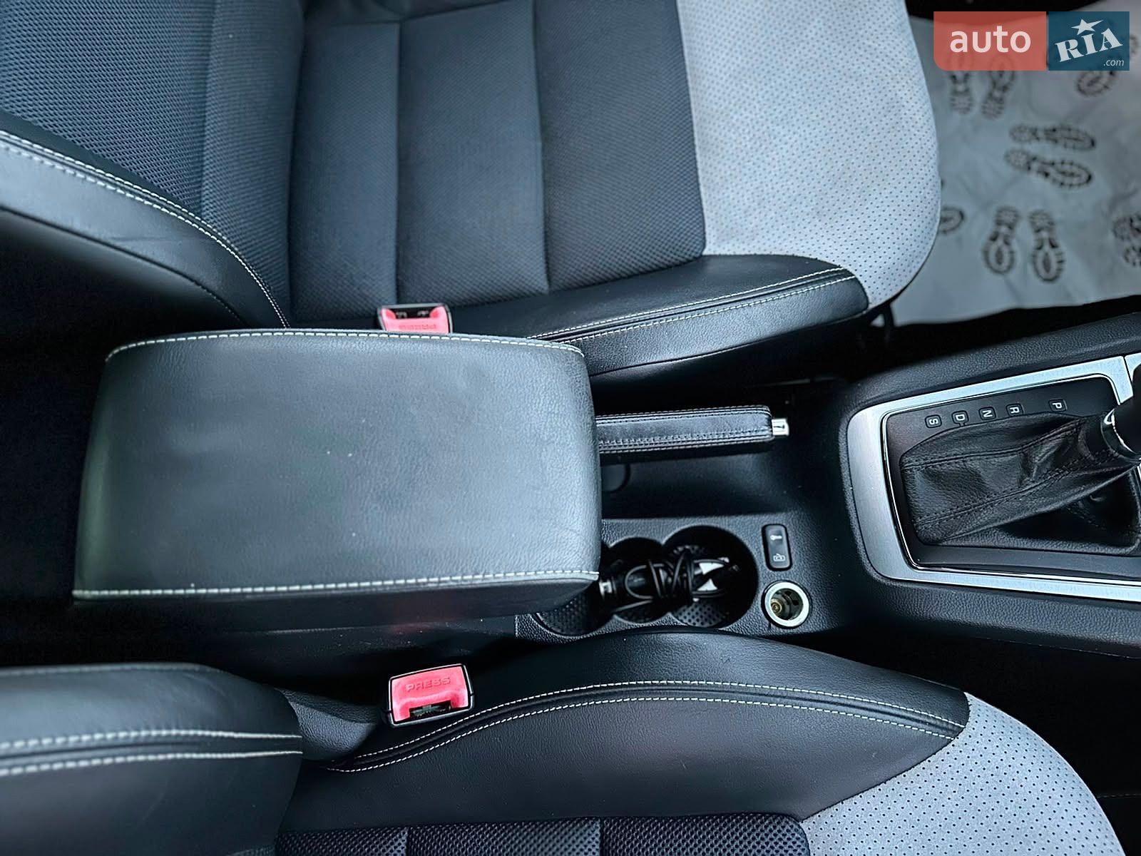 Skoda Octavia 2012 VIN TMBUH61Z5C2010946 фото оголошення 45 з 72