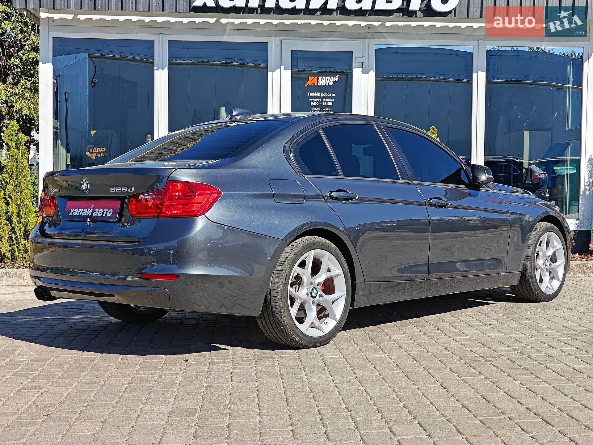 BMW 3 Series 2014 VIN WBA3D5C59EKX98982 фото оголошення 8 з 28