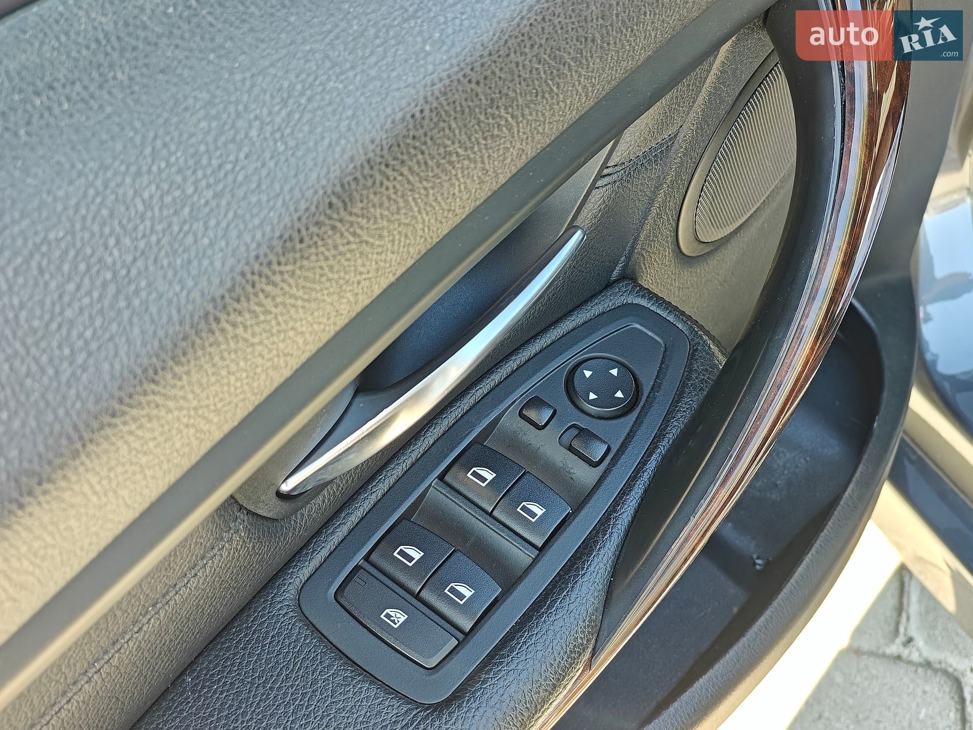 BMW 3 Series 2014 VIN WBA3D5C59EKX98982 фото оголошення 19 з 28
