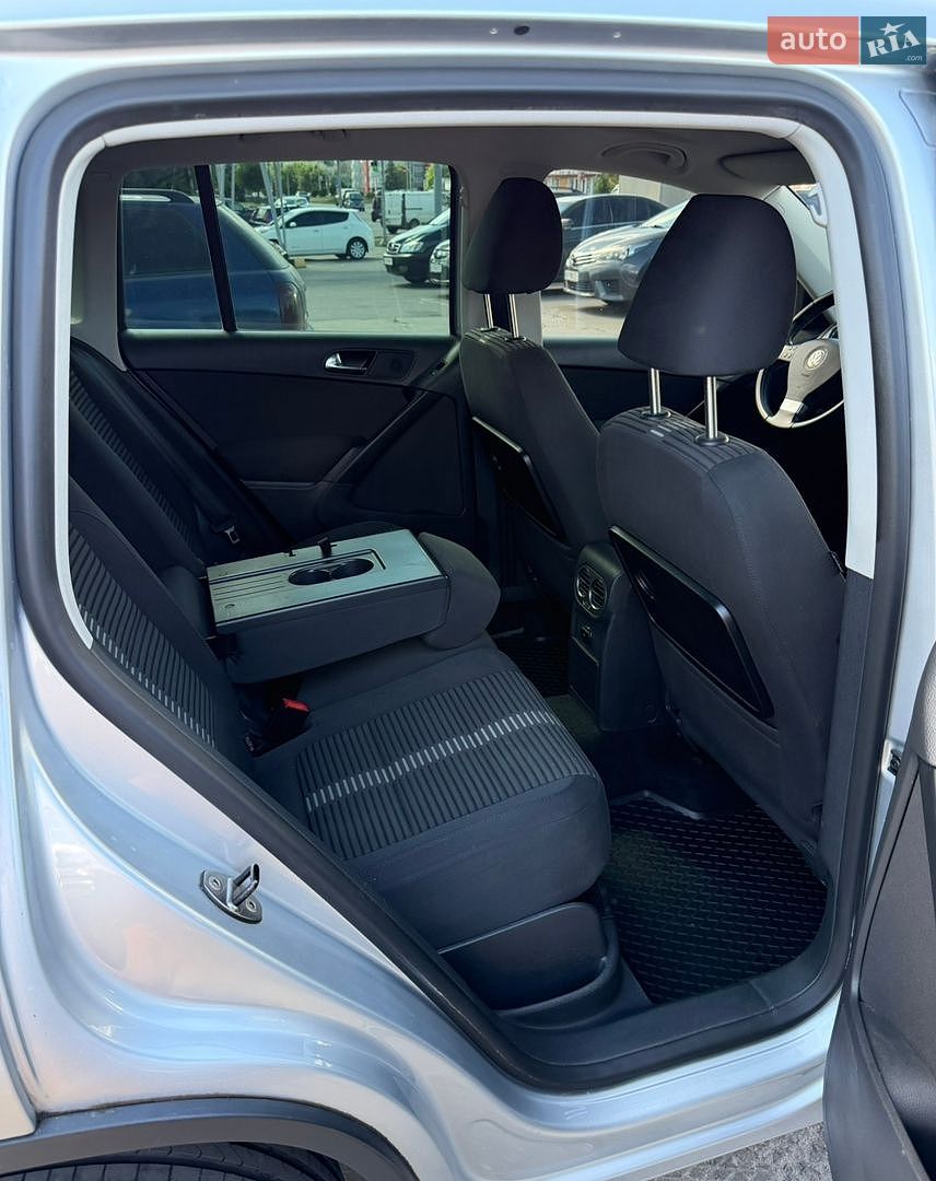 Volkswagen Tiguan 2010 VIN WVGZZZ5NZAW515243 фото оголошення 14 з 16