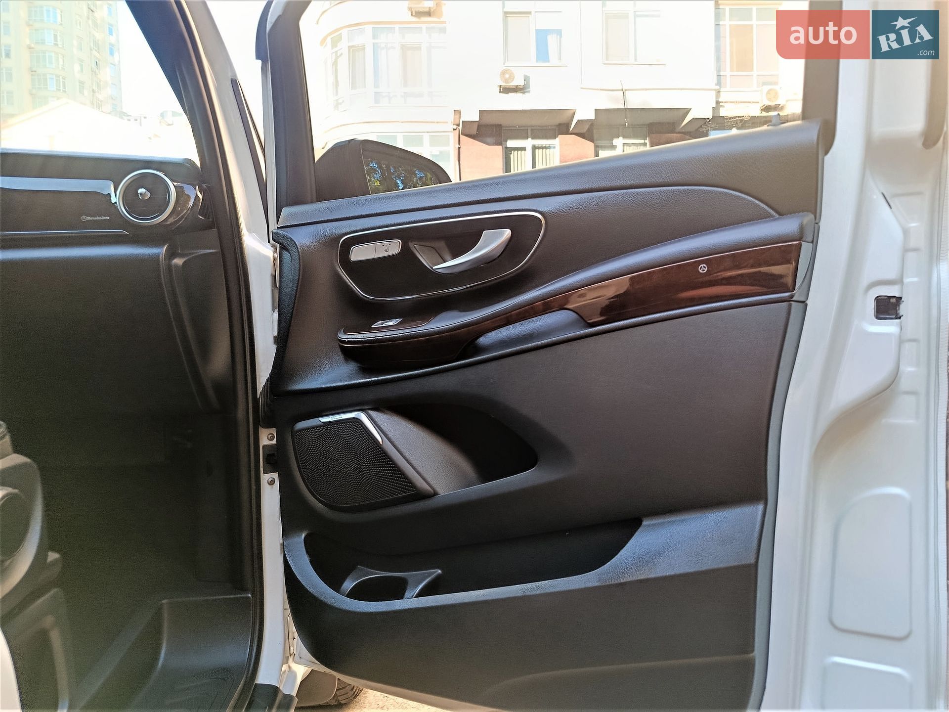 Mercedes-Benz V-Class 2015 VIN WDF44781313033493 фото оголошення 45 з 118