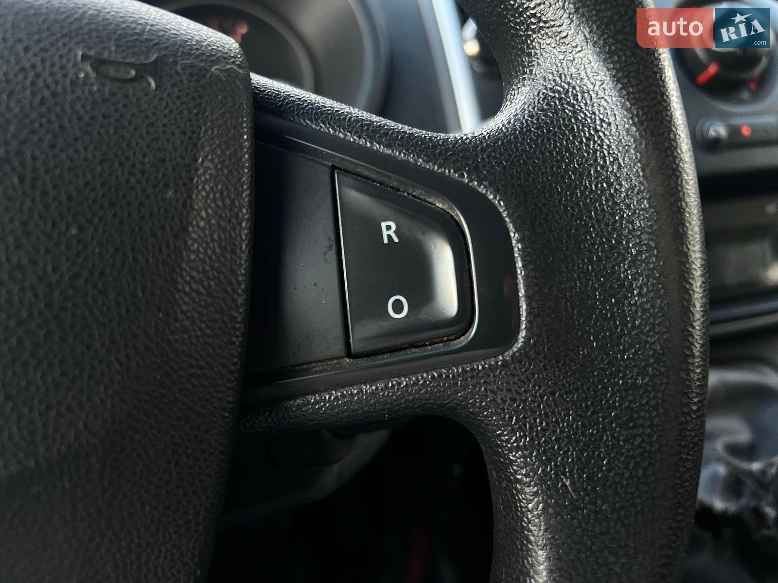Renault Kangoo 2019 VIN VF1FW51J163015691 фото оголошення 32 з 42