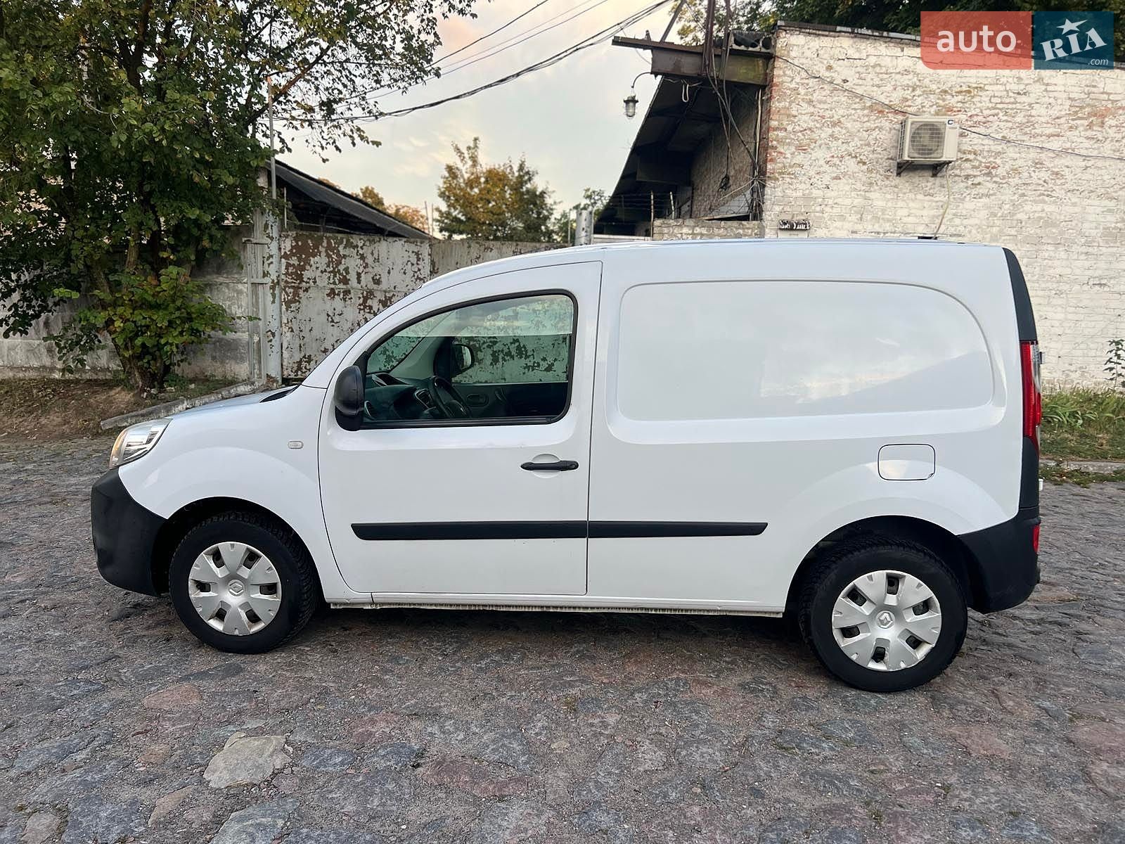 Renault Kangoo 2019 VIN VF1FW51J163015691 фото оголошення 16 з 42
