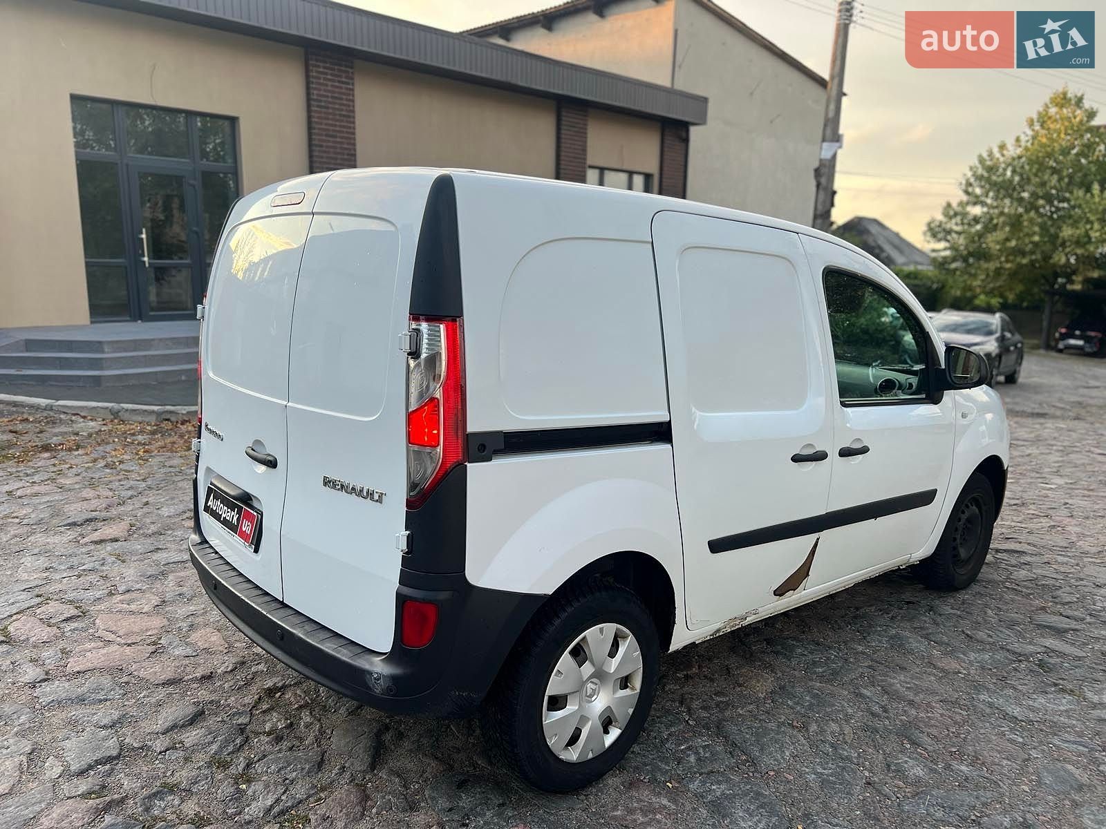 Renault Kangoo 2019 VIN VF1FW51J163015691 фото оголошення 9 з 42