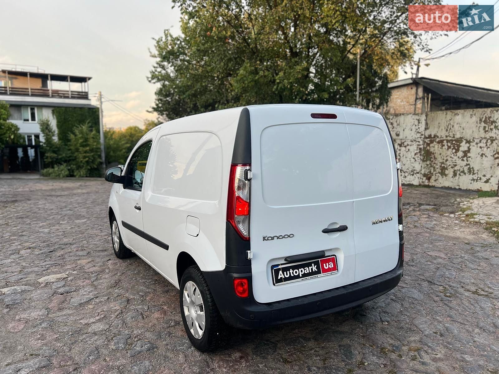 Renault Kangoo 2019 VIN VF1FW51J163015691 фото оголошення 13 з 42