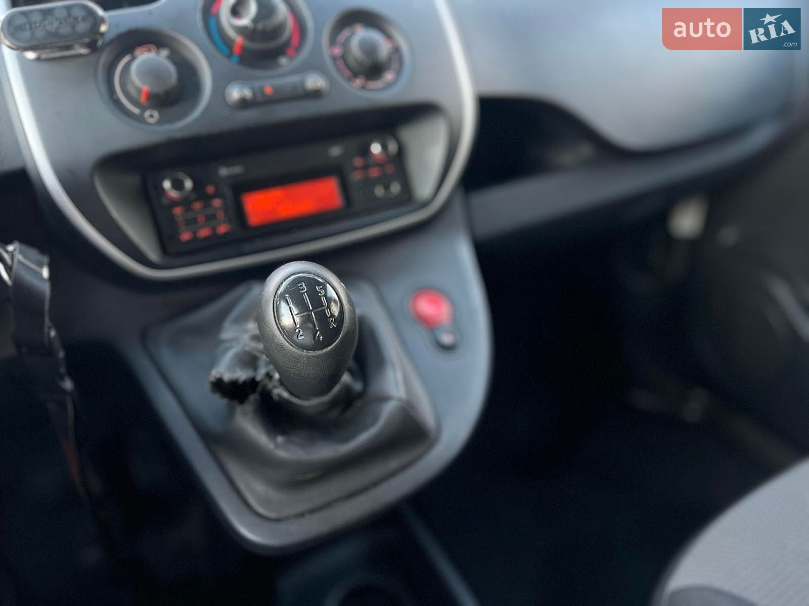 Renault Kangoo 2019 VIN VF1FW51J163015691 фото оголошення 35 з 42