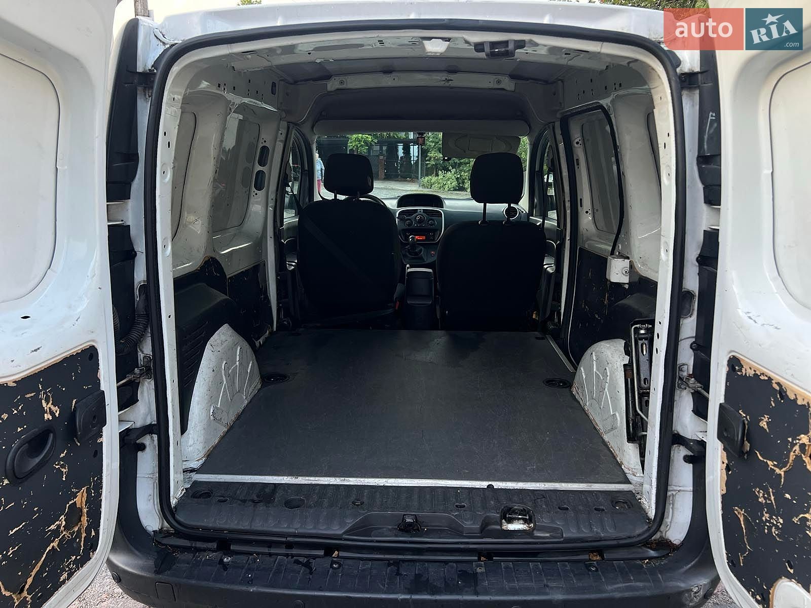 Renault Kangoo 2019 VIN VF1FW51J163015691 фото оголошення 37 з 42