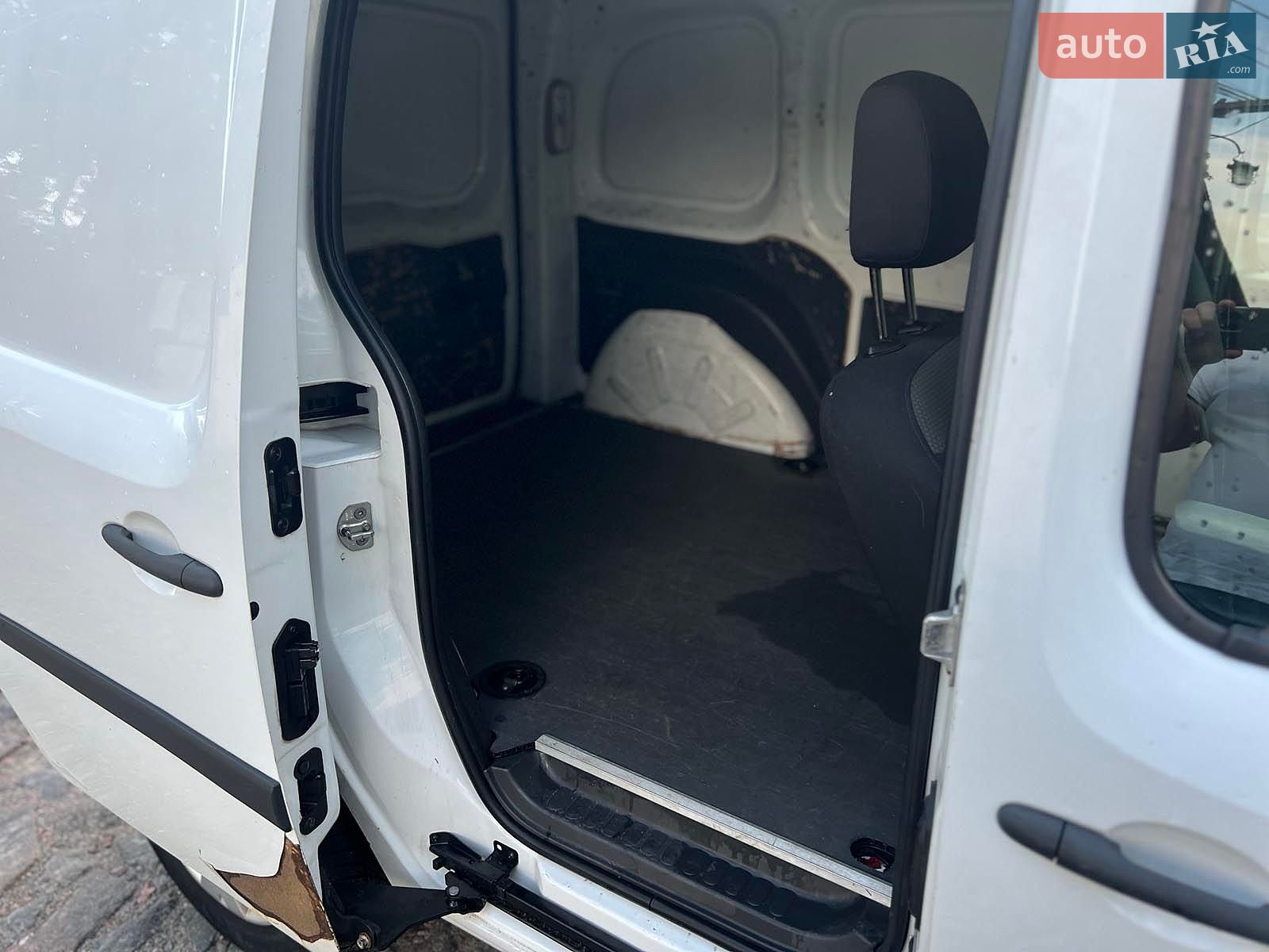 Renault Kangoo 2019 VIN VF1FW51J163015691 фото оголошення 39 з 42