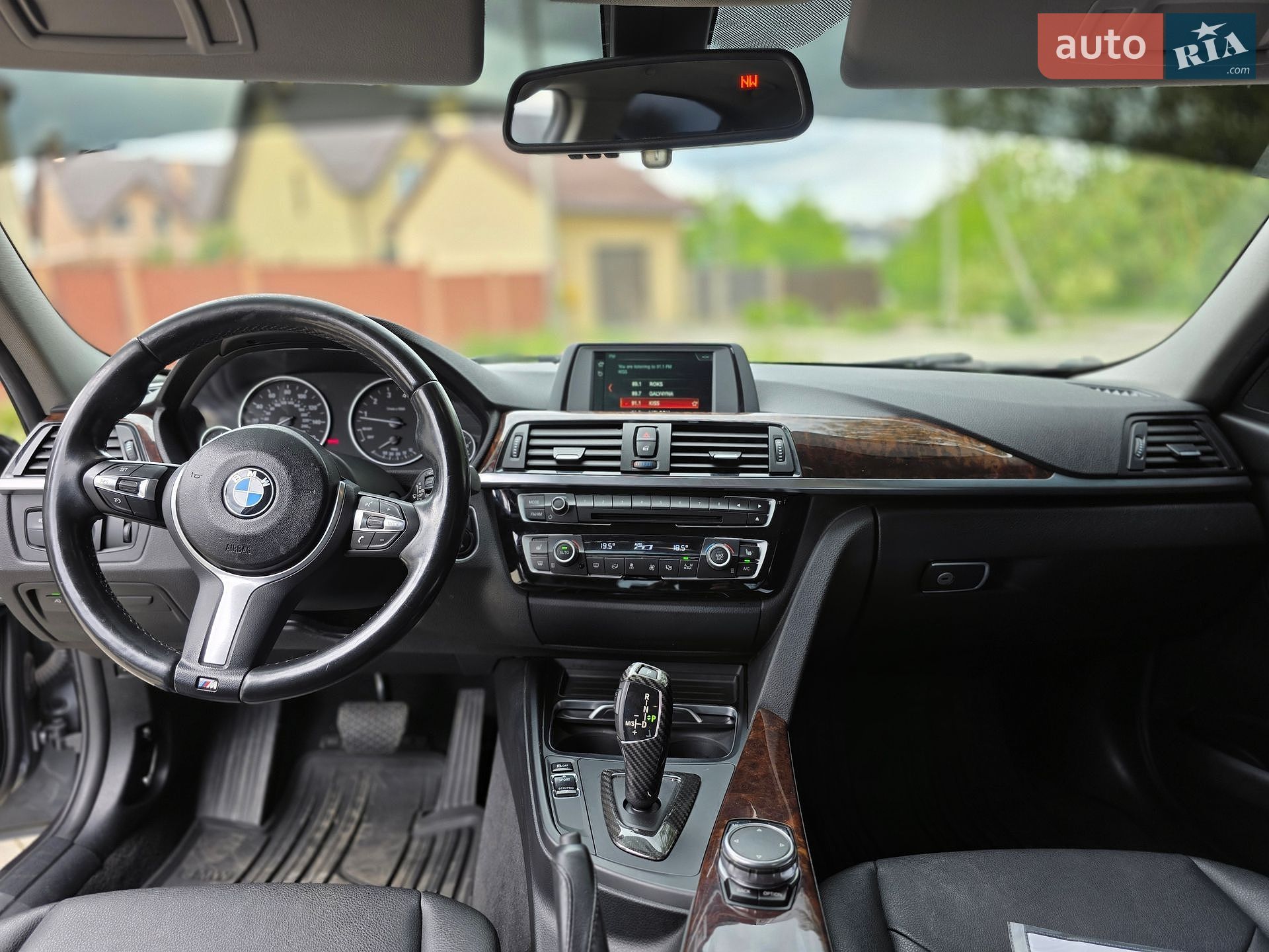 BMW 3 Series 2018 VIN WBA8A3C57JA505499 фото оголошення 16 з 26