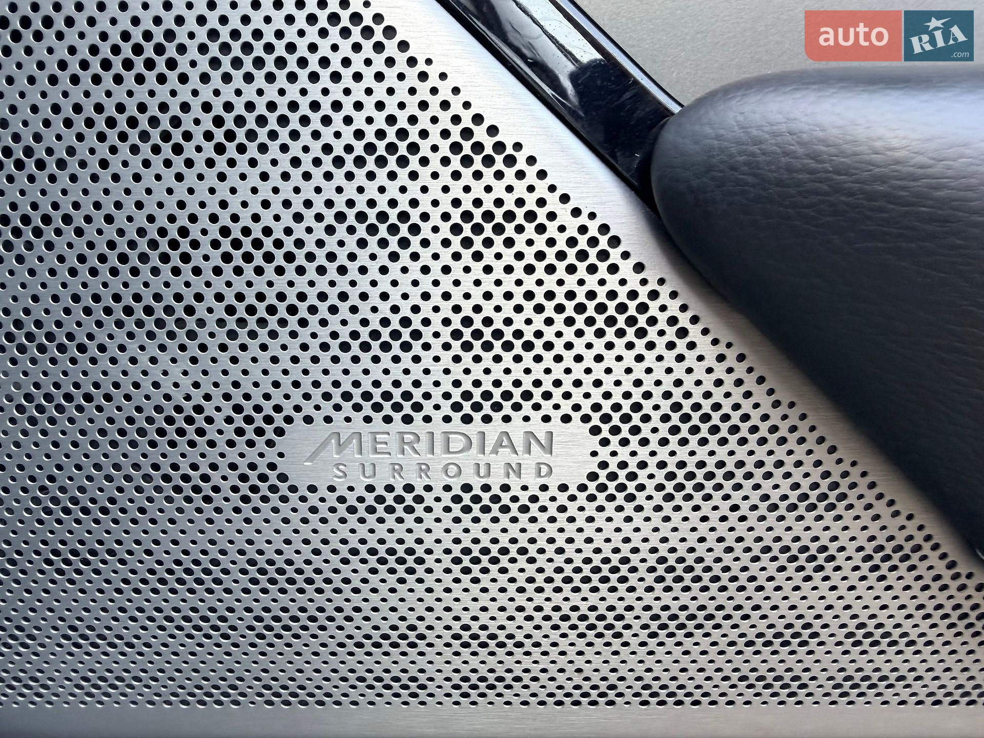 Land Rover Range Rover Velar 2017 VIN SALYA2BK1JA711012 фото оголошення 20 з 37