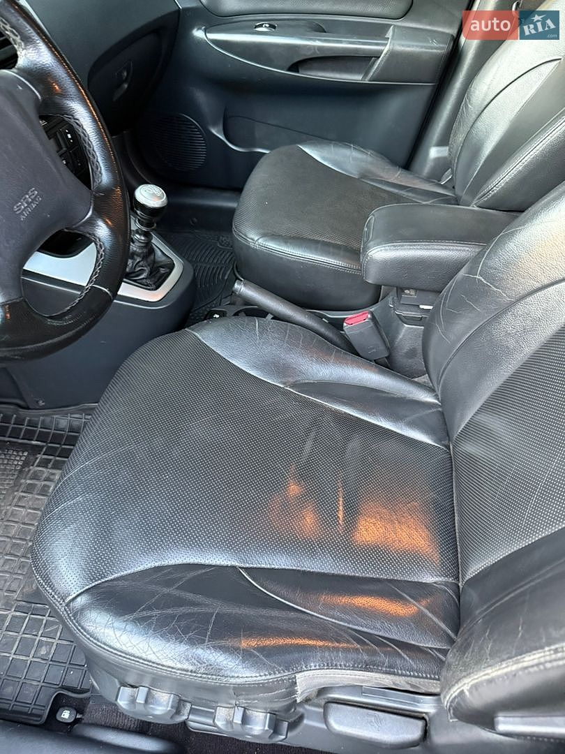 Hyundai Tucson 2007 VIN KMHJN81VP7U725824 фото оголошення 16 з 22