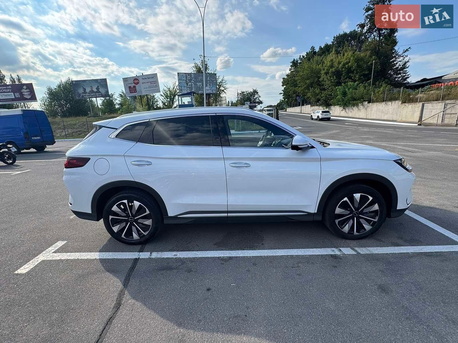 BYD Song Plus 2024 VIN LGXCE4CB3R0672315 фото оголошення 12 з 14