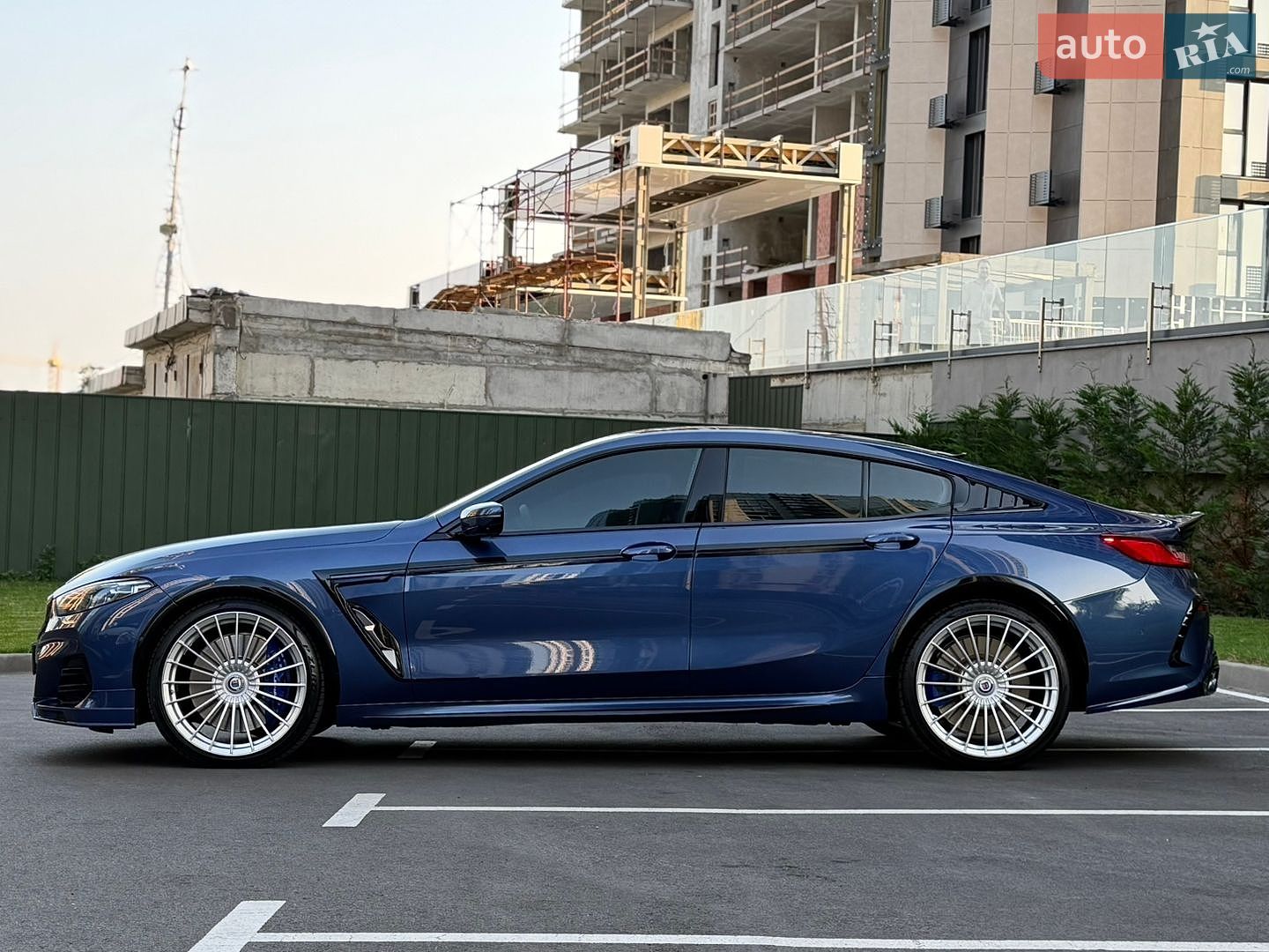BMW-Alpina B8 Gran Coupe 2022 VIN WBAGX0C19PCL44480 фото оголошення 15 з 95
