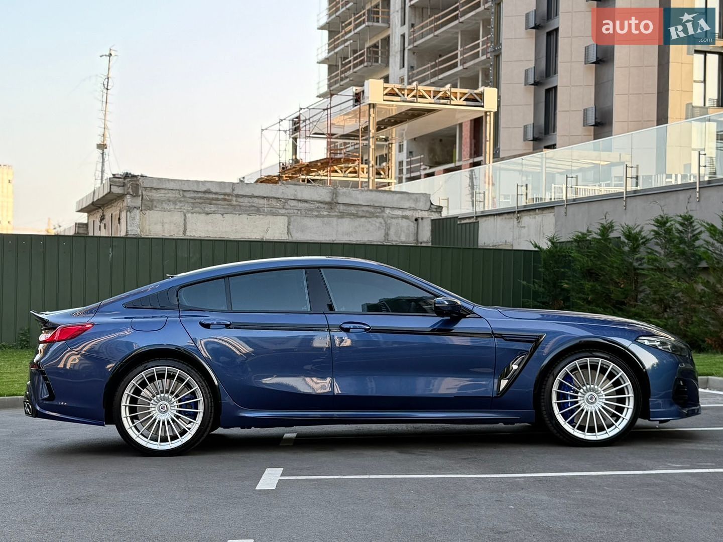 BMW-Alpina B8 Gran Coupe 2022 VIN WBAGX0C19PCL44480 фото оголошення 21 з 95