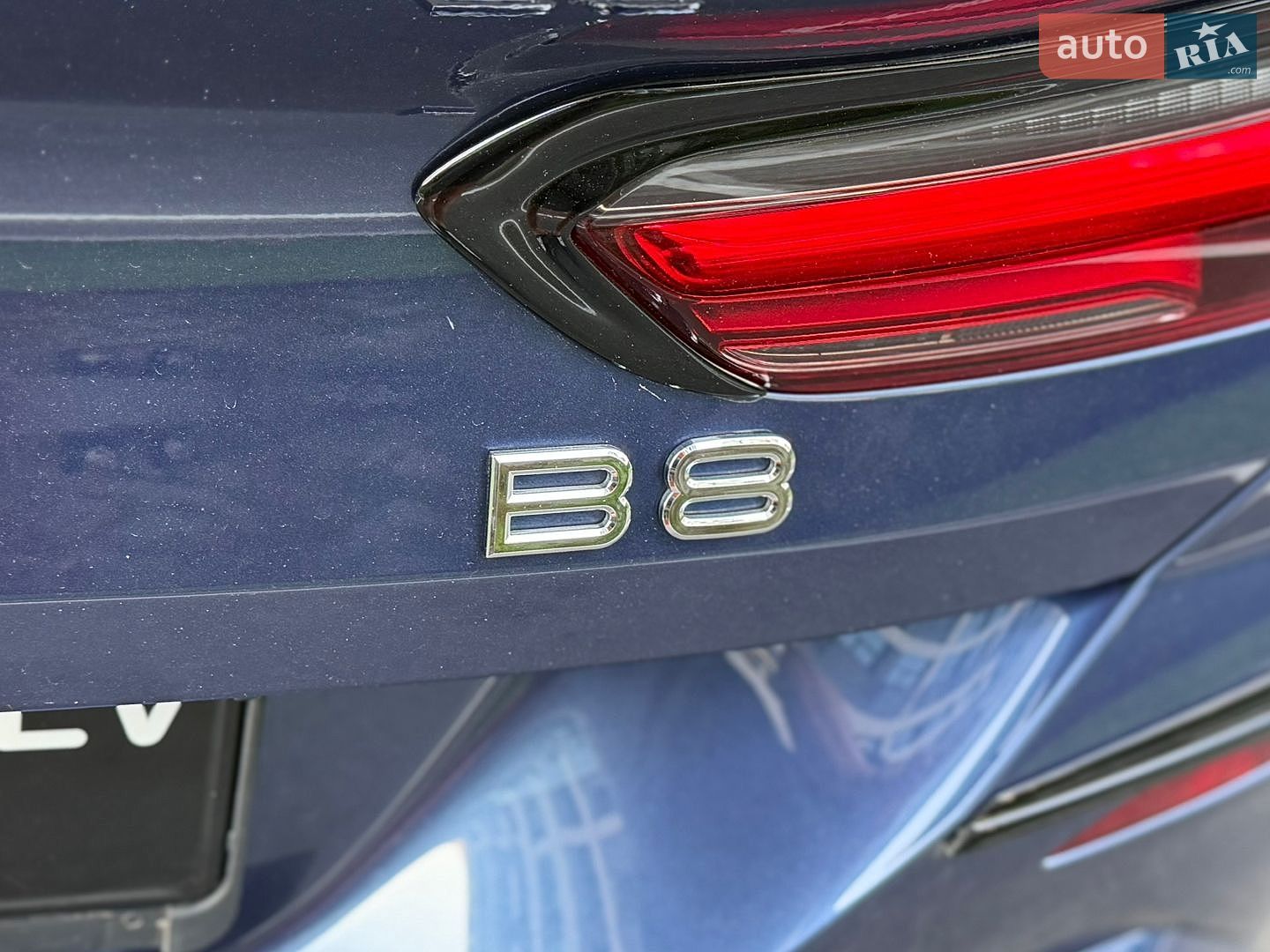 BMW-Alpina B8 Gran Coupe 2022 VIN WBAGX0C19PCL44480 фото оголошення 32 з 95