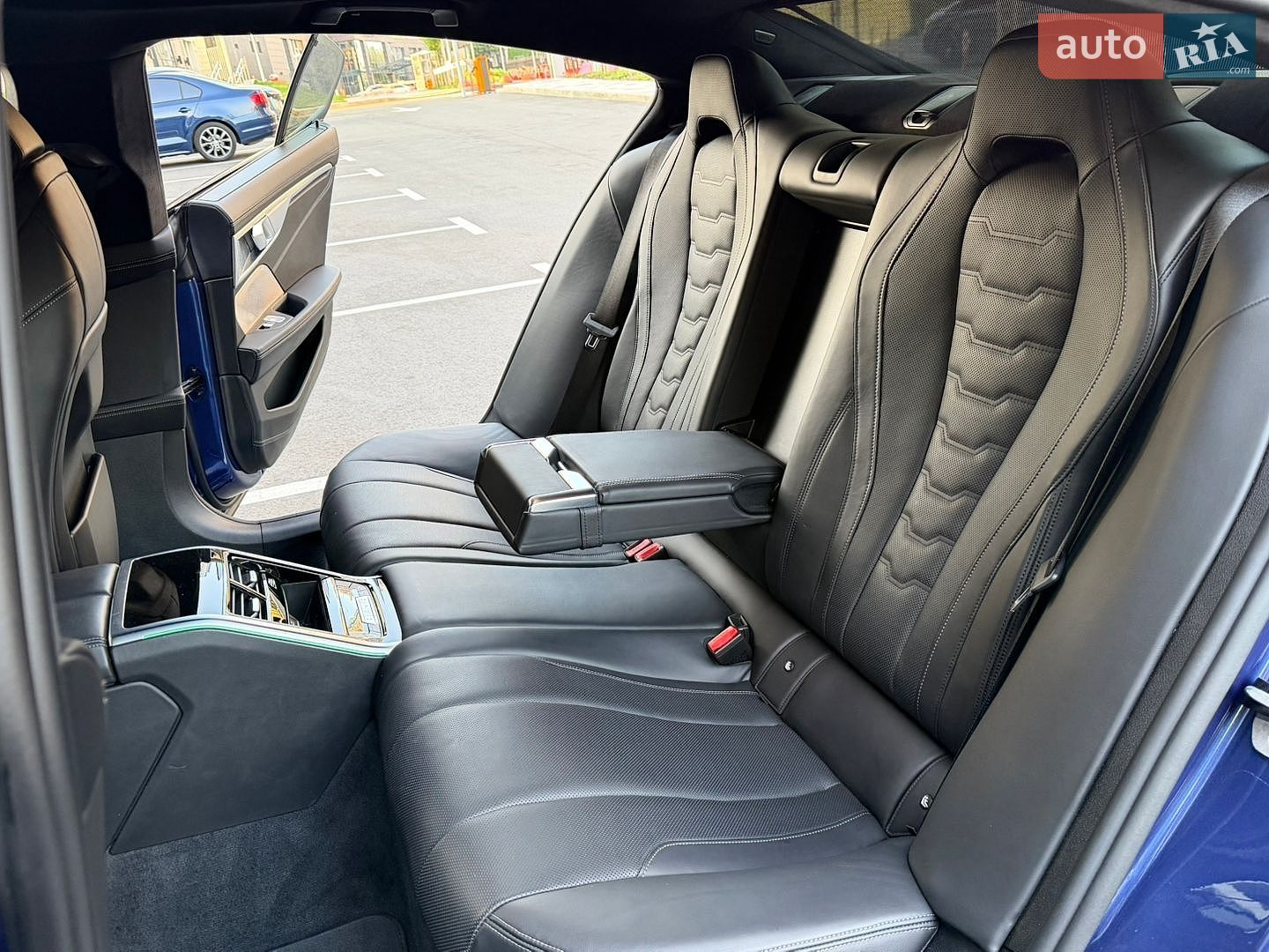 BMW-Alpina B8 Gran Coupe 2022 VIN WBAGX0C19PCL44480 фото оголошення 57 з 95