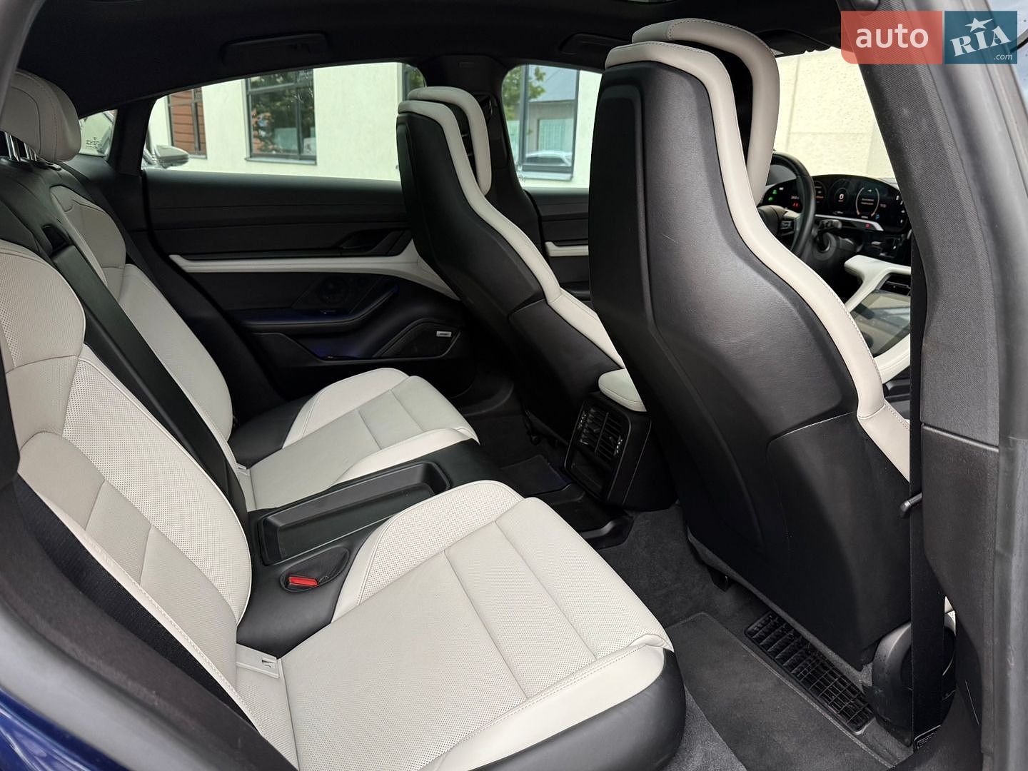 Porsche Taycan 2022 VIN WP0AB2Y17NSA44406 фото оголошення 7 з 20