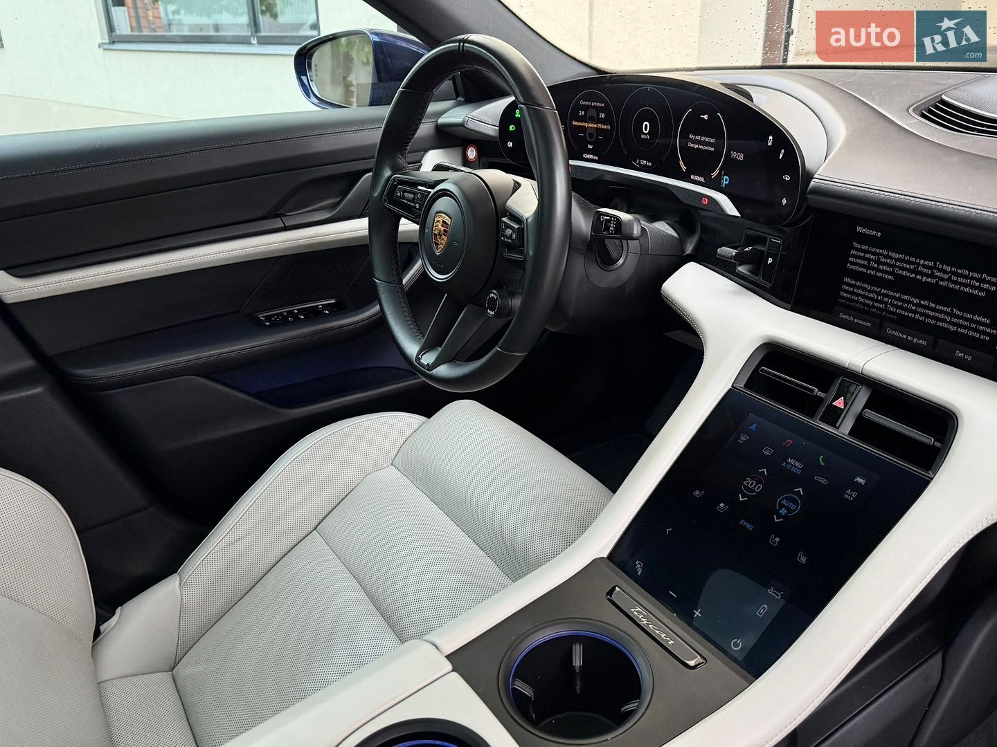 Porsche Taycan 2022 VIN WP0AB2Y17NSA44406 фото оголошення 9 з 20