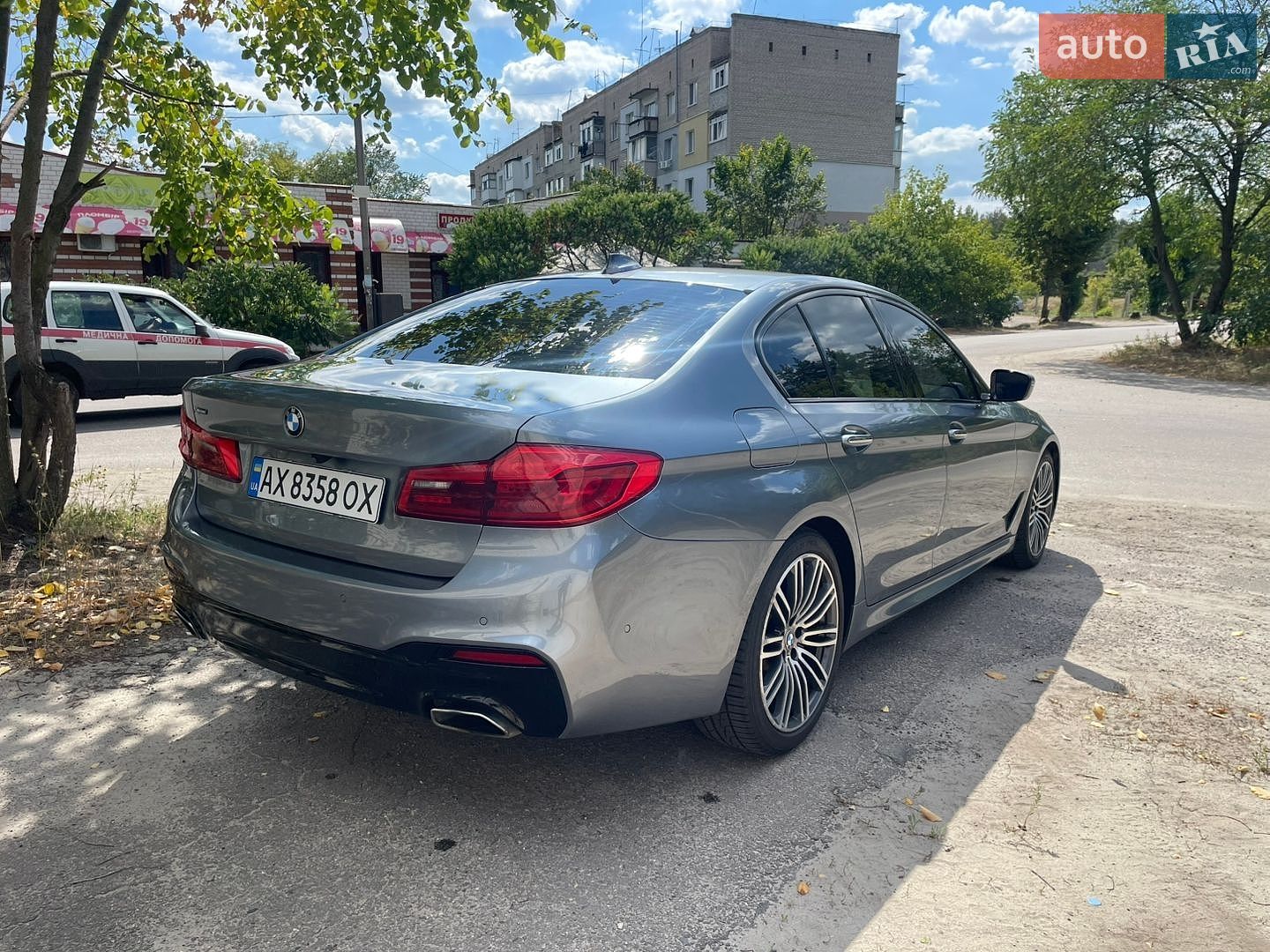 BMW 5 Series 2017 VIN WBAJA7C58JWA72967 фото оголошення 10 з 14