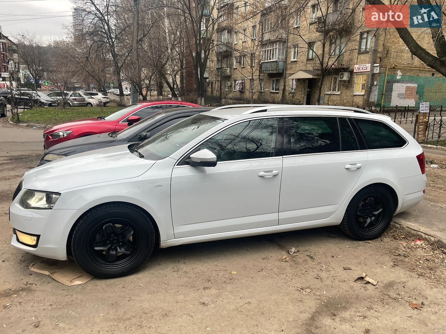 Skoda Octavia 2015 VIN TMBJJ7NE1G0150854 фото оголошення 5 з 155