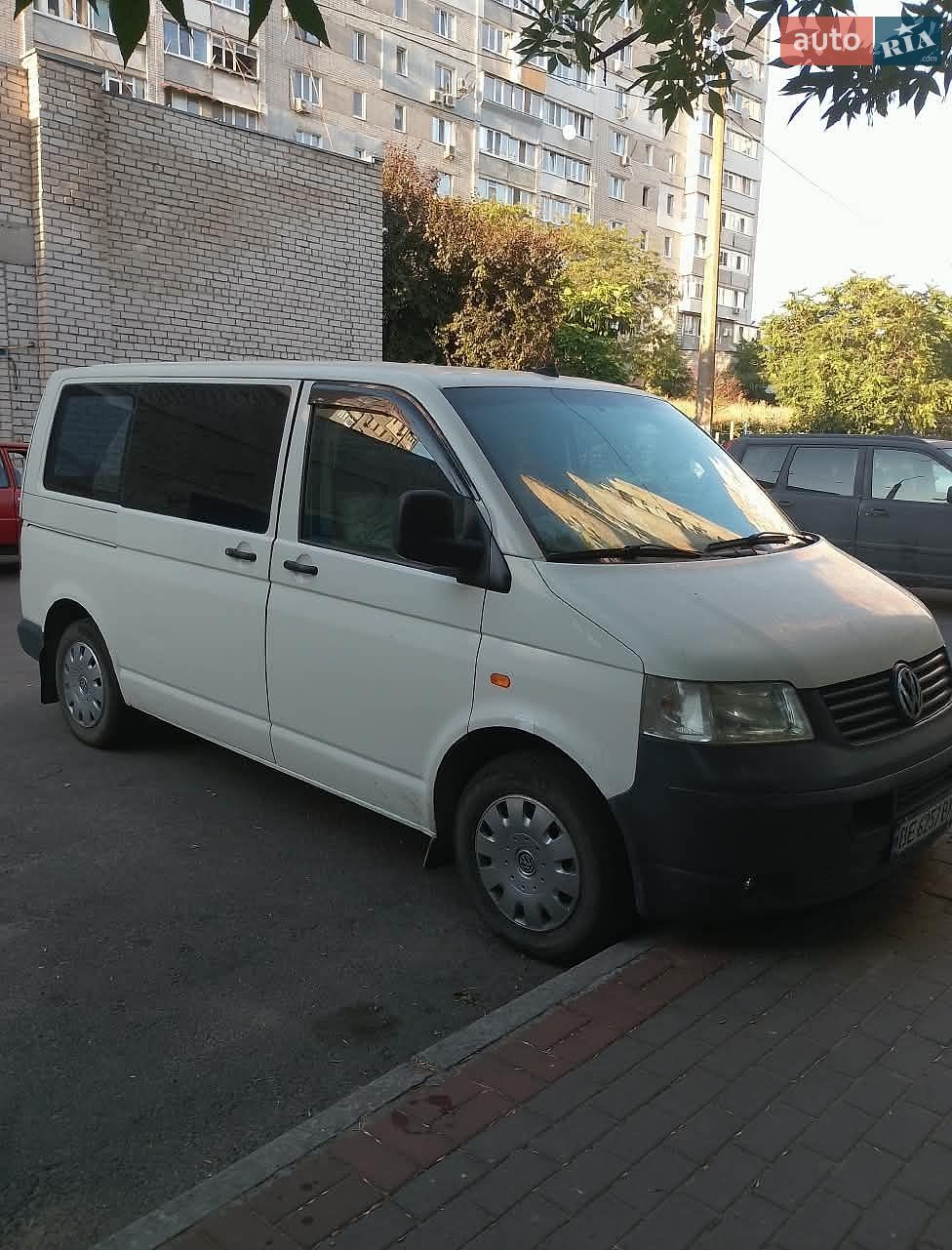 Volkswagen Transporter 2004 VIN WV1ZZZ7HZ4H073483 фото оголошення 3 з 7