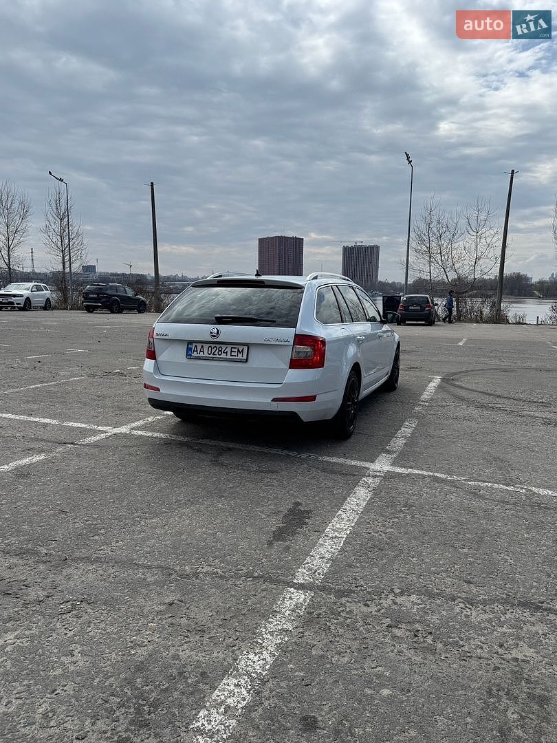 Skoda Octavia 2015 VIN TMBJJ7NE1G0150854 фото оголошення 14 з 155