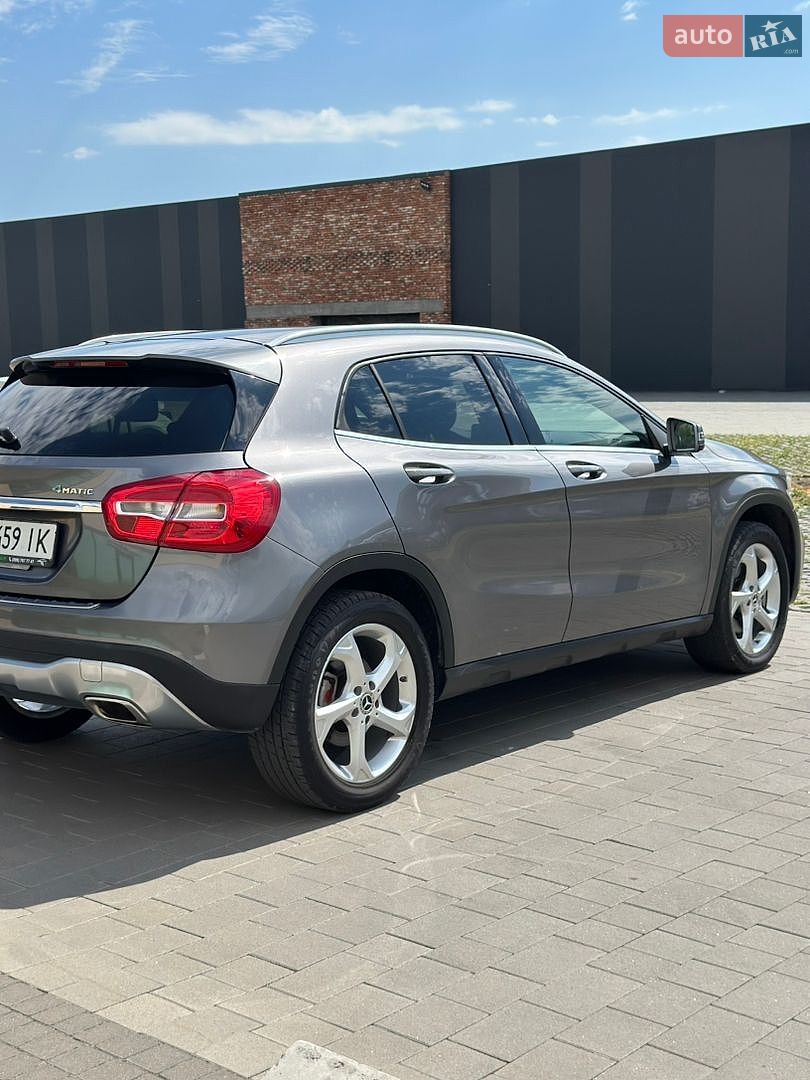 Mercedes-Benz GLA-Class 2018 VIN WDCTG4GB9KJ584669 фото оголошення 5 з 36