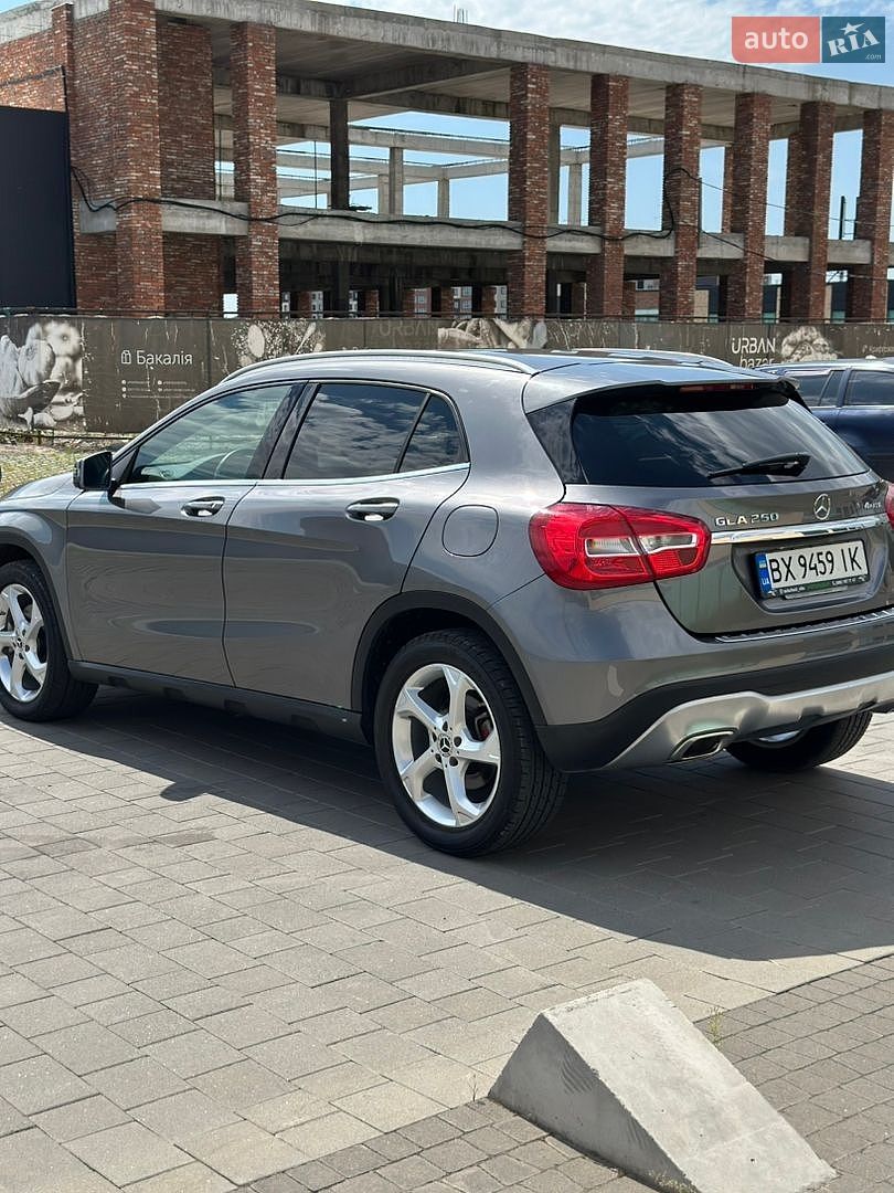 Mercedes-Benz GLA-Class 2018 VIN WDCTG4GB9KJ584669 фото оголошення 7 з 36
