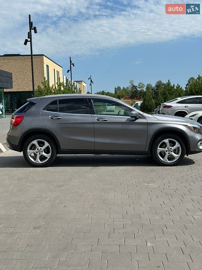 Mercedes-Benz GLA-Class 2018 VIN WDCTG4GB9KJ584669 фото оголошення 10 з 36