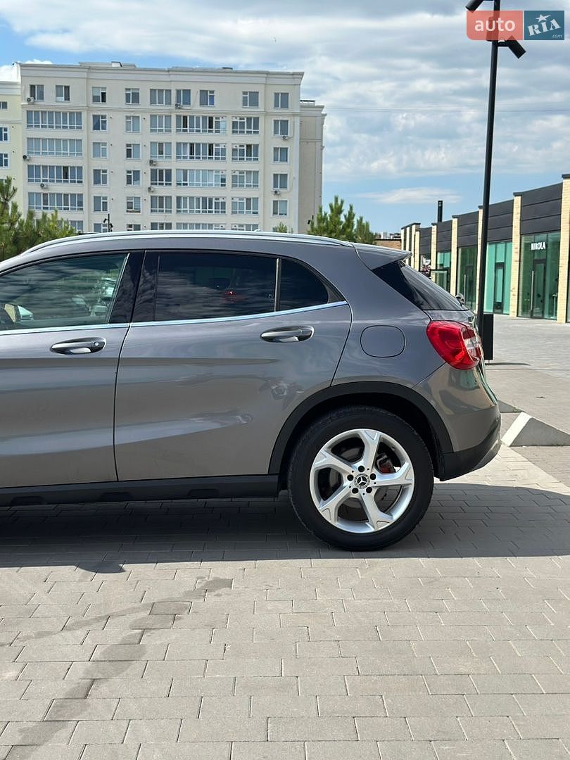Mercedes-Benz GLA-Class 2018 VIN WDCTG4GB9KJ584669 фото оголошення 15 з 36