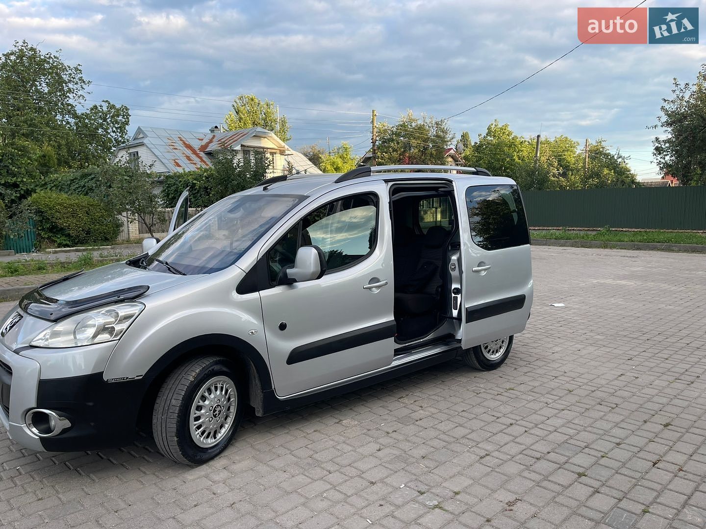 Peugeot Partner 2012 VIN VF37J9HECBJ839512 фото оголошення 4 з 19