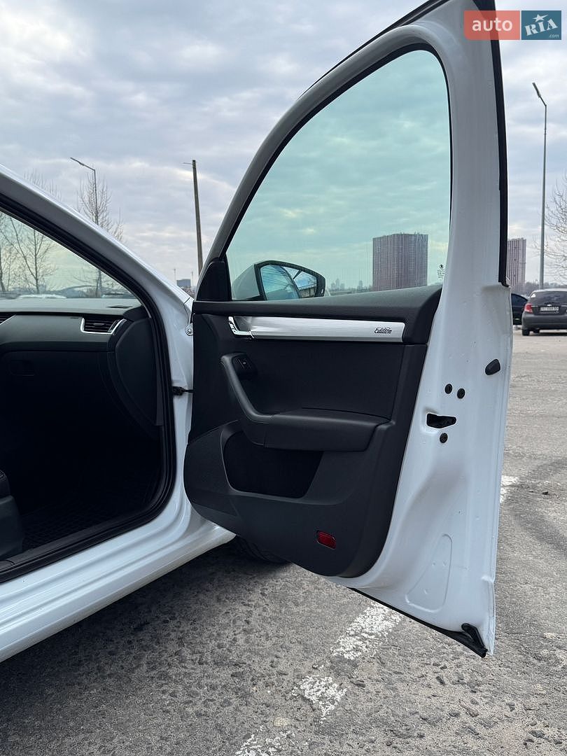 Skoda Octavia 2015 VIN TMBJJ7NE1G0150854 фото оголошення 54 з 155