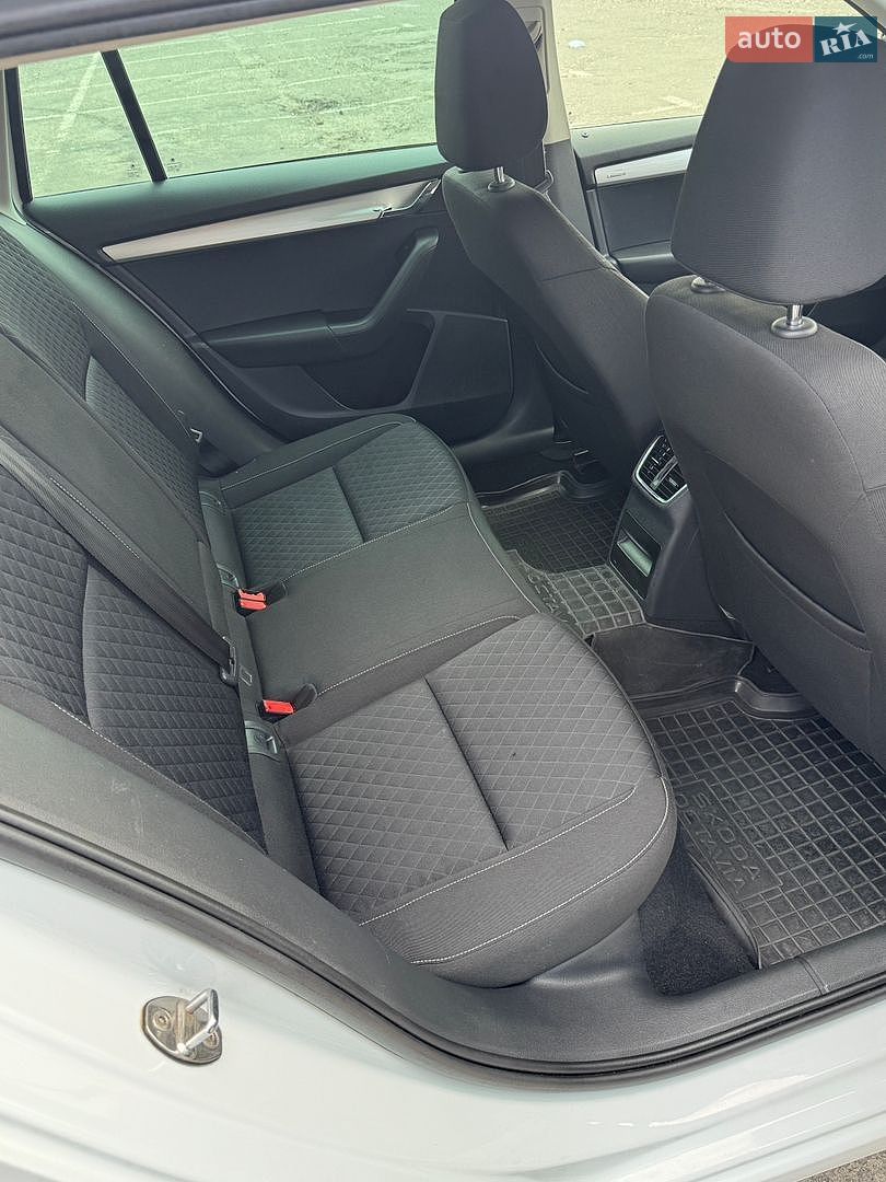 Skoda Octavia 2015 VIN TMBJJ7NE1G0150854 фото оголошення 63 з 155